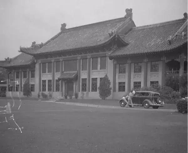 老照片：沦陷之前的南京城，街道非常干净，车夫拉着南瓜到处跑