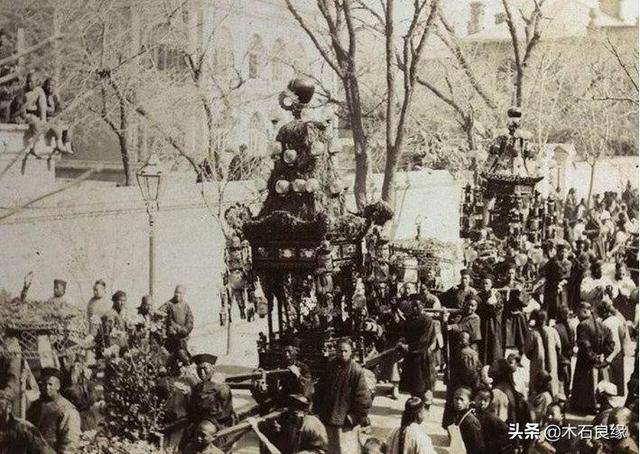 外国人拍摄的清末北京真实老照片：没想到百年前的北京城是这样子