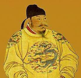 皇帝为什么要穿黄色衣服？全都因为他，影响中国2000多年